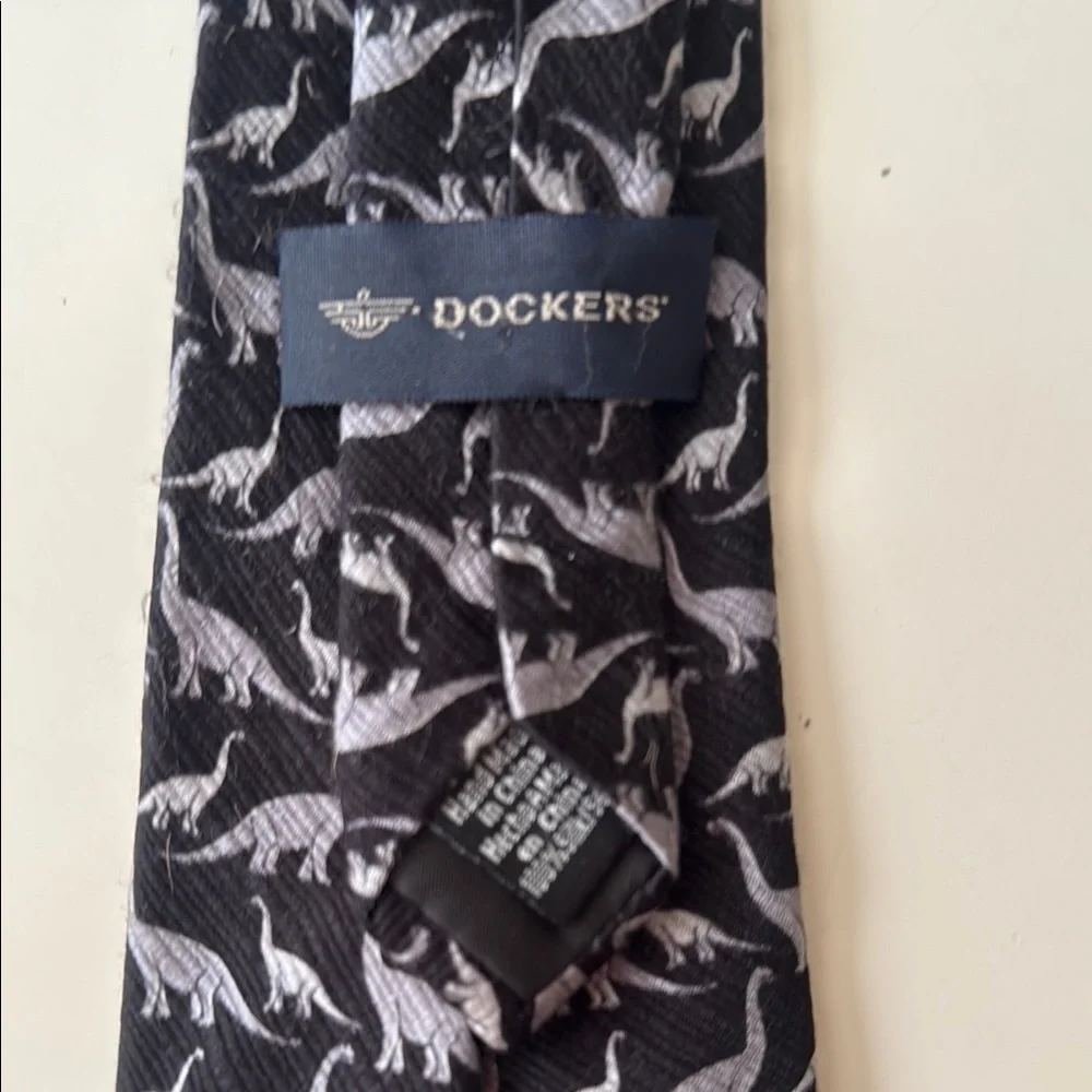 Boys 14” Clip-on Neck Tie Dockers Dinosaur Print 100% Silk